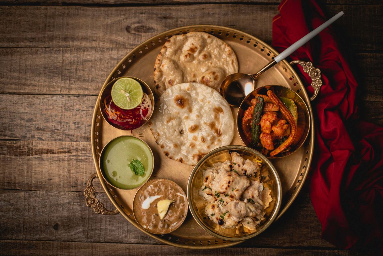 Thalis